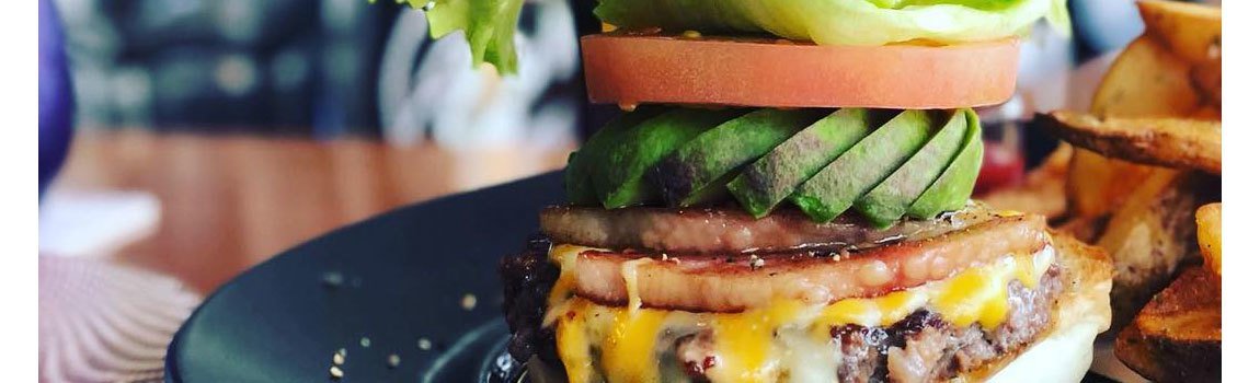 Maverick｜那覇市・ランチ・ハンバーガー