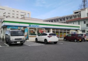 ファミリーマート 美里公園前店｜沖縄市・コンビニ