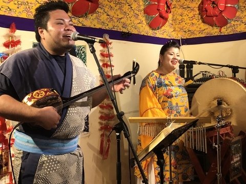 アルバイト 島唄ライブ付き居酒屋 ホール キッチン 那覇市 本島南部 モノレールの民謡居酒屋 島唄ライブ 樹里 那覇市 居酒屋 美ら チュラ タウン 沖縄 沖縄の観光 地域情報ポータルサイト