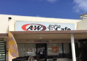 A＆W PLUS CAFE プラザハウス店｜沖縄市・ファストフード・ハンバーガー