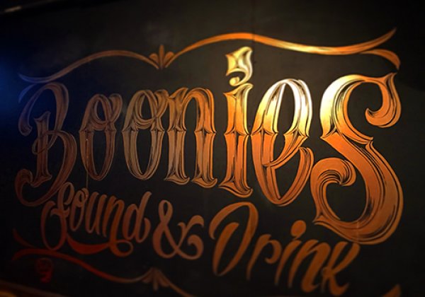 Bar Boonies｜名護市・バー・居酒屋・イタリアン