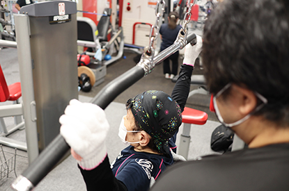 背筋トレーニング１